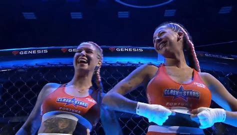 mma female flash|MMA News: Female boxer flashes after the win, UFC fighter。